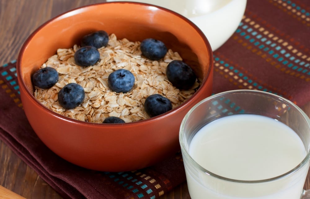 Oatmeal can help lower blood sugar and cholesterol