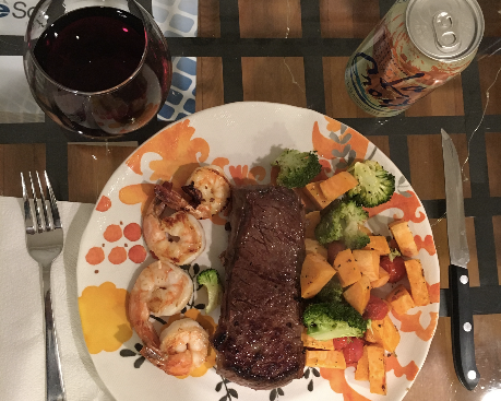 Steak_and_shrimp-301108-edited.png