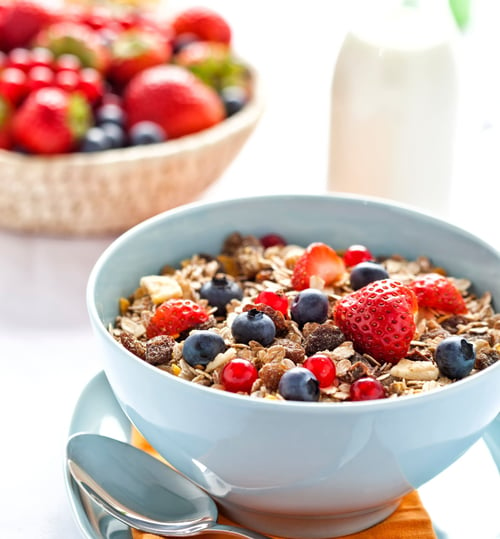 granola with fruit-min