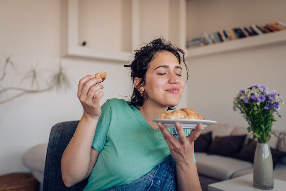 mindful eating woman